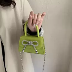 Mini bolsa de ombro monocromática para mulheres, design de arco, couro PU, aba, bolsas crossbody, bolsa de corrente, bolsas femininas, moda, 2024
