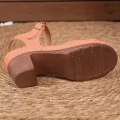Imagem do Sandálias femininas retrô de salto alto, decoração de metal, alça de fivela, sapatos plus size, casual, novo, 2022
