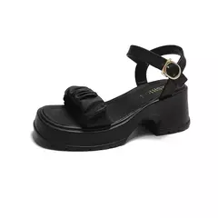 Imagem do Sandálias de sola grossa estilo fada para mulheres vestindo verão 2024 novos saltos grossos com sapatos de praia da moda