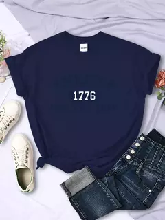 América 1776 Athletic Dept Letter T-Shirt Feminino Esporte Casual Top Colheita Cool Hip Hop T Shirt Macio Respirável T Shirt Mulheres - Wolf Magazine