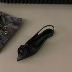 Sandálias casuais de couro PU para mulheres, deslizamento de strass no apartamento, dedo apontado feminino, sandálias elegantes, saltos da moda - loja online