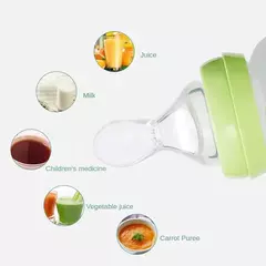 Baby's BPA Free Toddlers Training Feeding Colher de silicone macio ponta forma alimentador de mamadeira Gadgets de bebê Utensílios de bebê - loja online