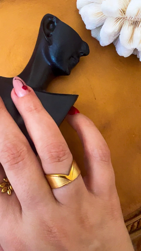 Anel Linha do Destino - Aço Inoxidável Gold - comprar online