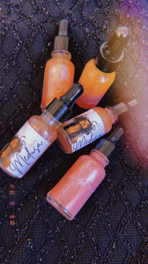 GLOW DA MEDUSA - iluminador corporal - comprar online