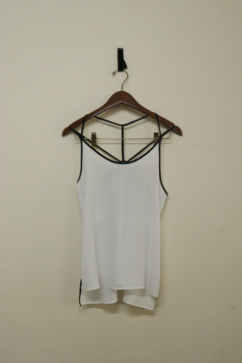 BLUSA DE ALCINHA BRANCA TRANSPARENTE - CORTELLE - comprar online