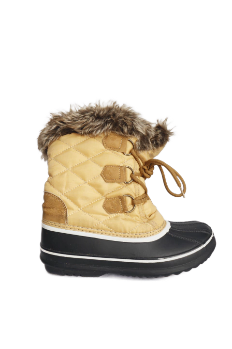 BOTA FEMININA CANO MÉDIO PELINHOS - STREETWEAR SOCIETY