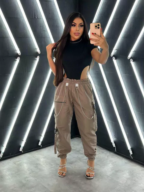 Calça Cargo Correntes