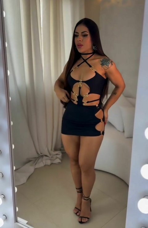 Vestido Decote em Argolas