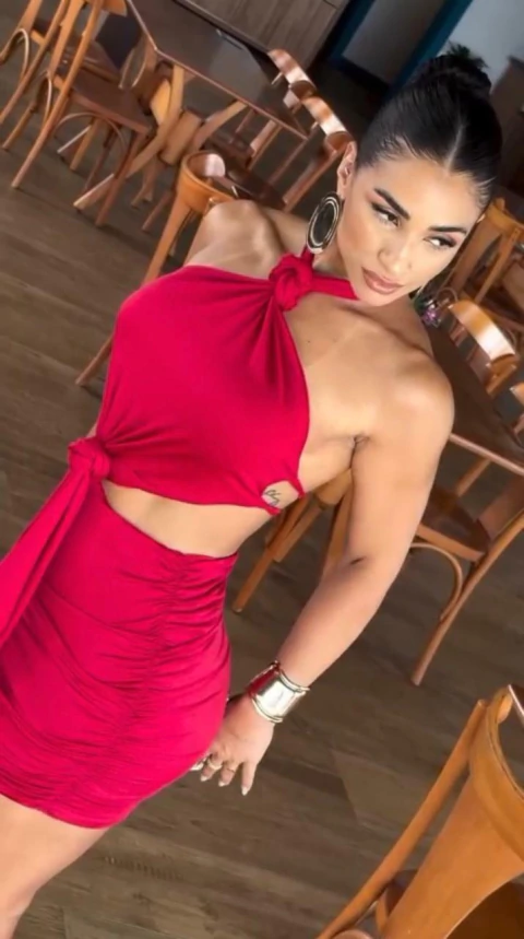 Vestido curto \ Detalhe Nó na Cintura