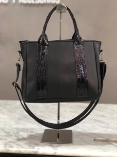 Cartera morral Amira negro en internet