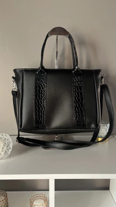 Imagen de Cartera morral Amira negro