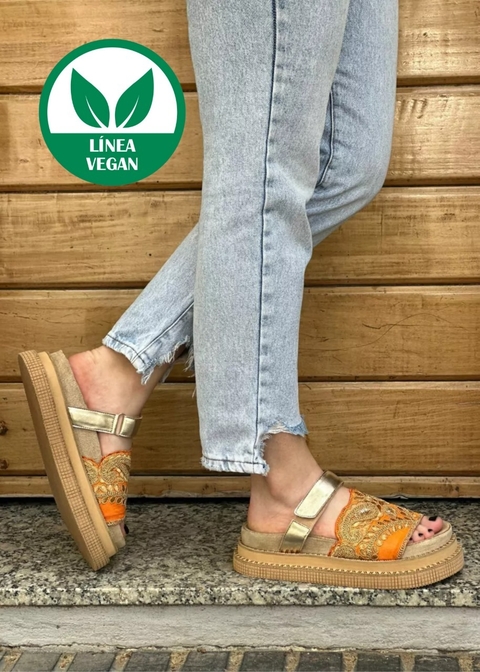 SANDALIA CIELO CON GALÓN - comprar online