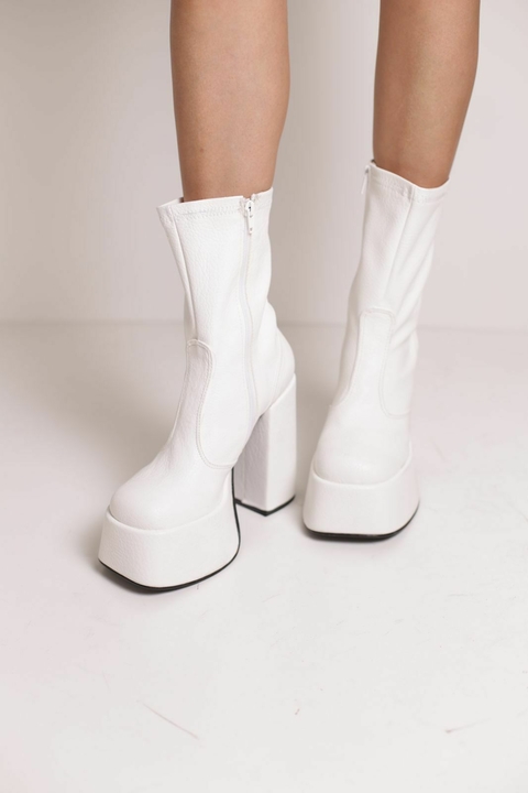 BOTA MALAGA BLANCO - comprar online