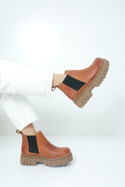 BOTA FRANCIS SUELA