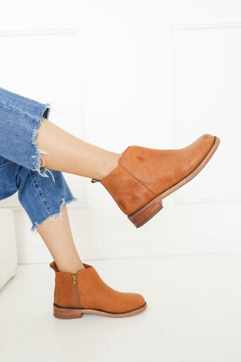 BOTA MORENA SUELA - comprar online