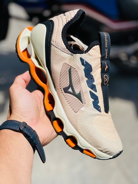 Mizuno Premium