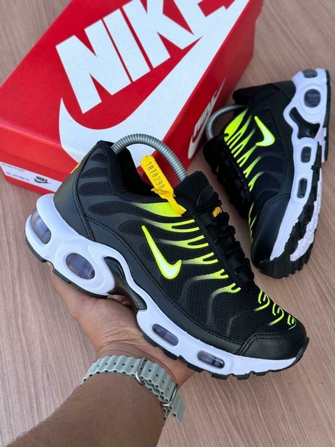 Nike Premium