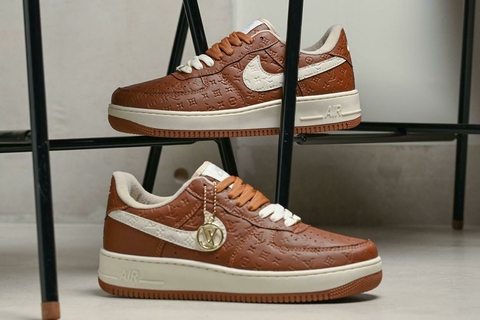 Nike Premium