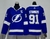 Jersey Tampa Bay Lightning Azul – vista frontal com logo do Lightning