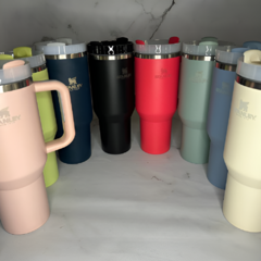 2X1 VASO STANLEY QUENCHER + VASO CERVECERO STANLEY - Essenzia shop
