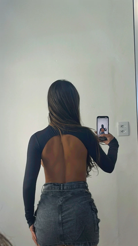 BODY PRETO DECOTE NAS COSTAS