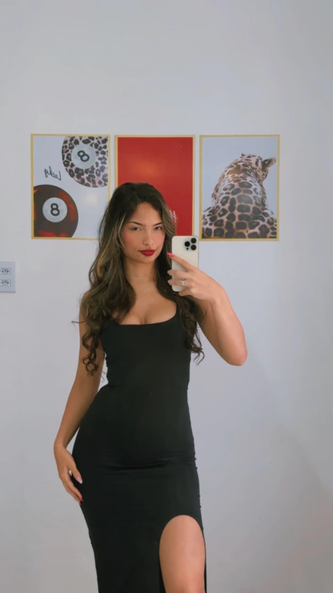 VESTIDO TRANÇADO PRETO COM FENDA