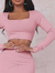 Conjunto rosa na internet