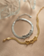 Pulseira Fita Lisa com 03 Pingentes Coração Banho de Ouro 18k ou Ródio Branco - comprar online