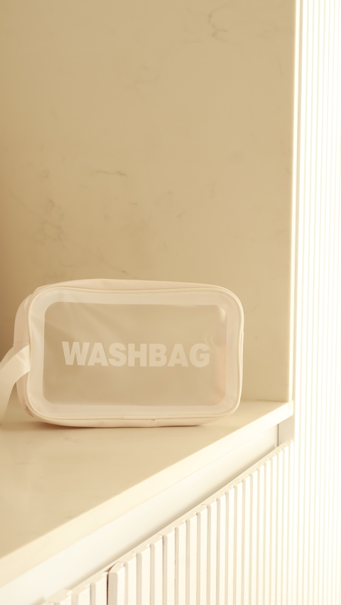NECESSAIRE