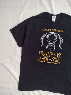 Remera Gildan Bark Side - comprar online