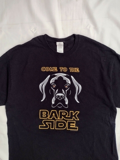 Remera Gildan Bark Side en internet