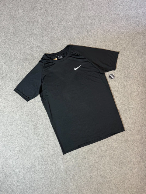 CAMISETA DRY-FIT UV NK