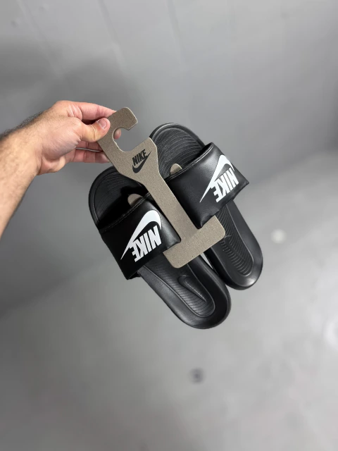 CHINELO SLIDE NK VICTORI ONE