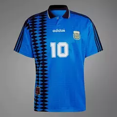 CAMISETA RETRO DE MARADONA 1994 + BUZO AFA RETRO 1994 DE REGALO