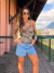 Shorts Claro Karine na internet