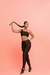 Legging com forro traseiro, brilho sutil, recortes modernos - FITI
