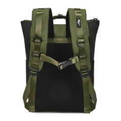 Mochila Cartera Everlast Urbana Porta Notebook Boca De Pez 22256 VERDE - comprar online
