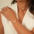 Mix de Choker e Pulseira Corrente Chapinha com Pingente Pérola Barroca Banhada a Ouro 18k