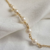 Pulseira com Corrente e Pérolas Folheada a Ouro 18K - comprar online