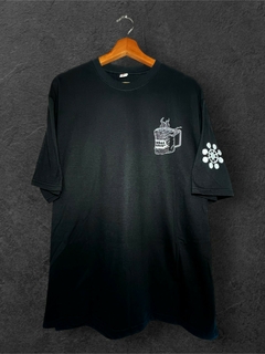REMERA Oversize. Mug-Horaga - LUCIF