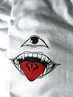 REMERA Oversize. SUKUNA - LUCIF