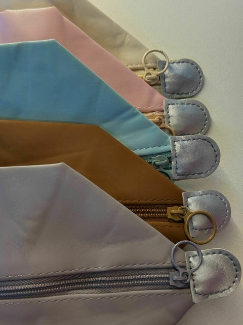 Necessaire em courino