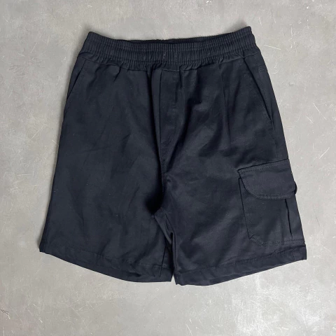 Short Cargo Preto c/ Ajustes