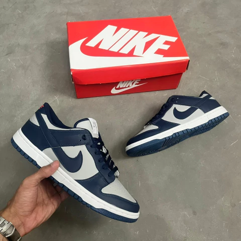 Tênis NK SB Dunk Low Cinza e Azul