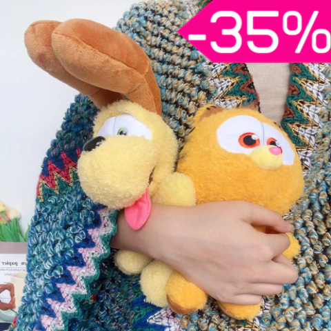 Peluches Garfield y Odie, adorno nostálgico para cualquier lugar.