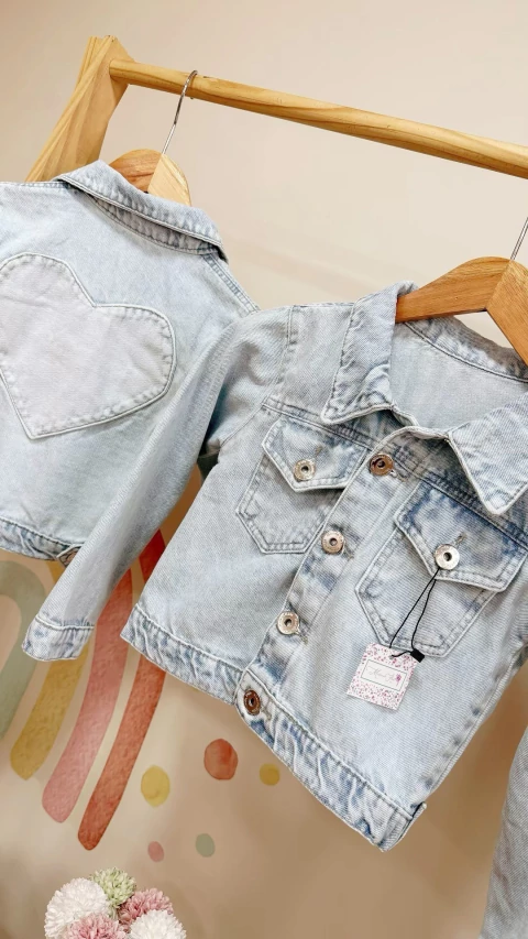 Jaqueta jeans Coração - comprar online