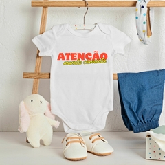 Atenção Mamãe Ciumenta - Body Branco 100% Algodão - comprar online