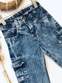 JEANS MOM CARGO en internet