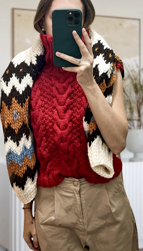 CHALECO ANA, CUELLO ALTO (ROJO) - comprar online