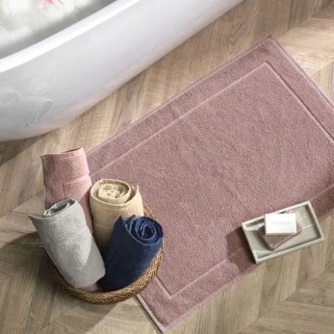 Toalha de Piso July